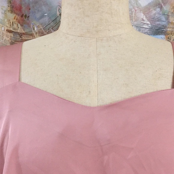 🌹SoHo New York & Company Cold Shoulder Top - Picture 11 of 13